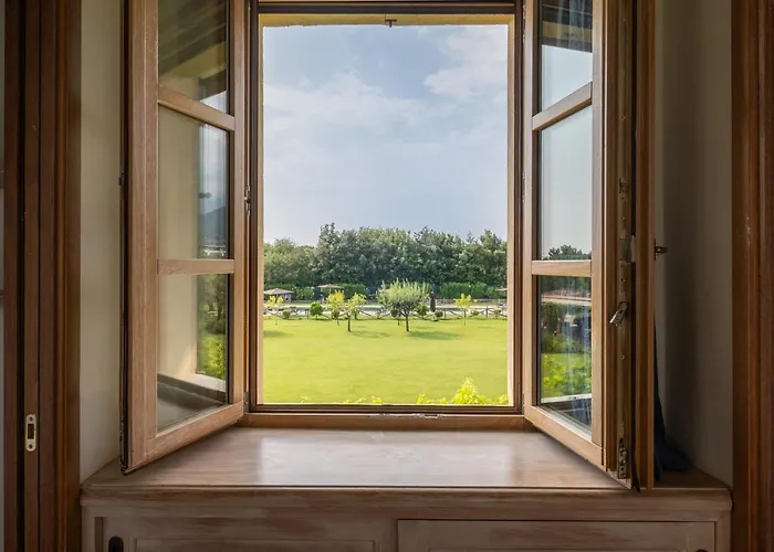 Olimagio Farm Stay With Animals And 25M Pool, Beach At Cycling Distance
