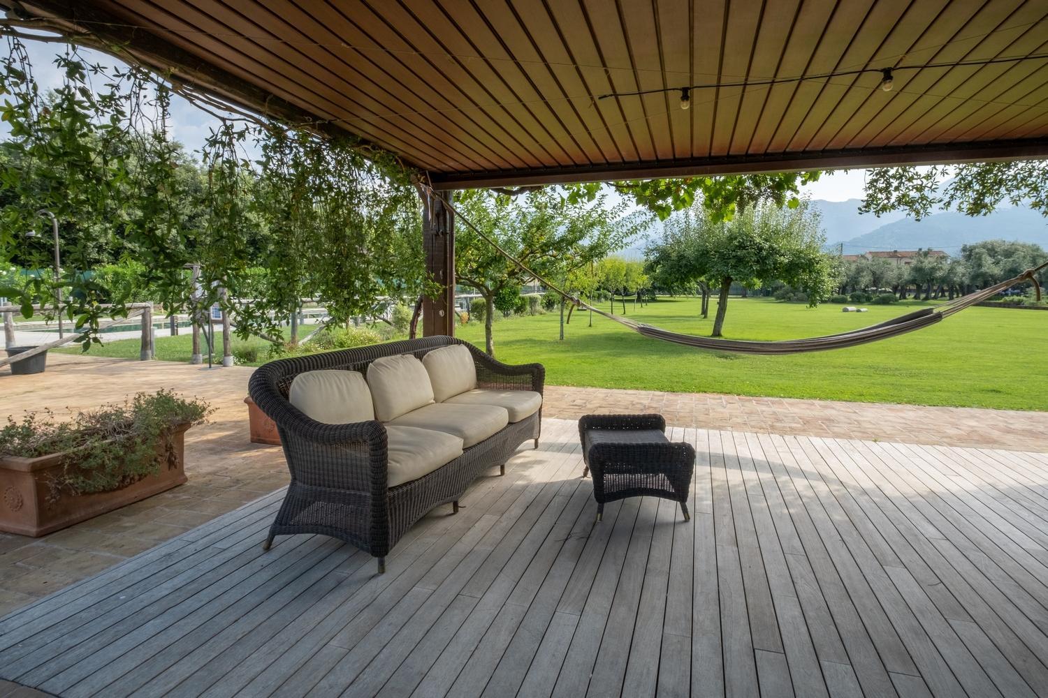 Olimagio Farm With Animals And 25m Pool, At Cycling Distance Country house