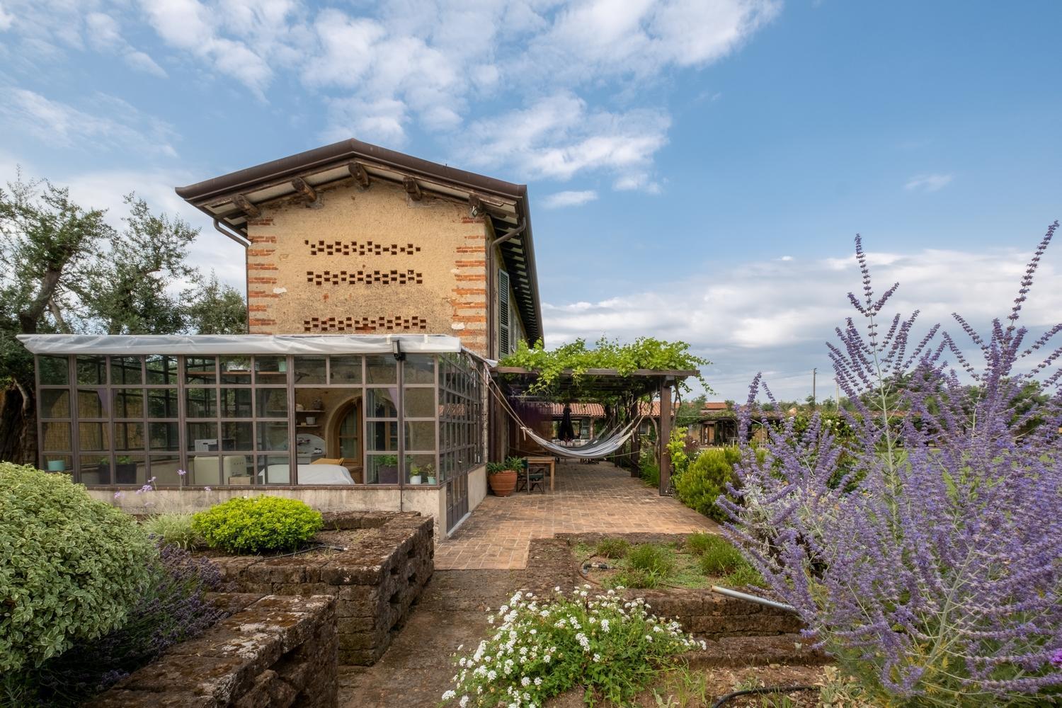 Olimagio Farm With Animals And 25m Pool, At Cycling Distance