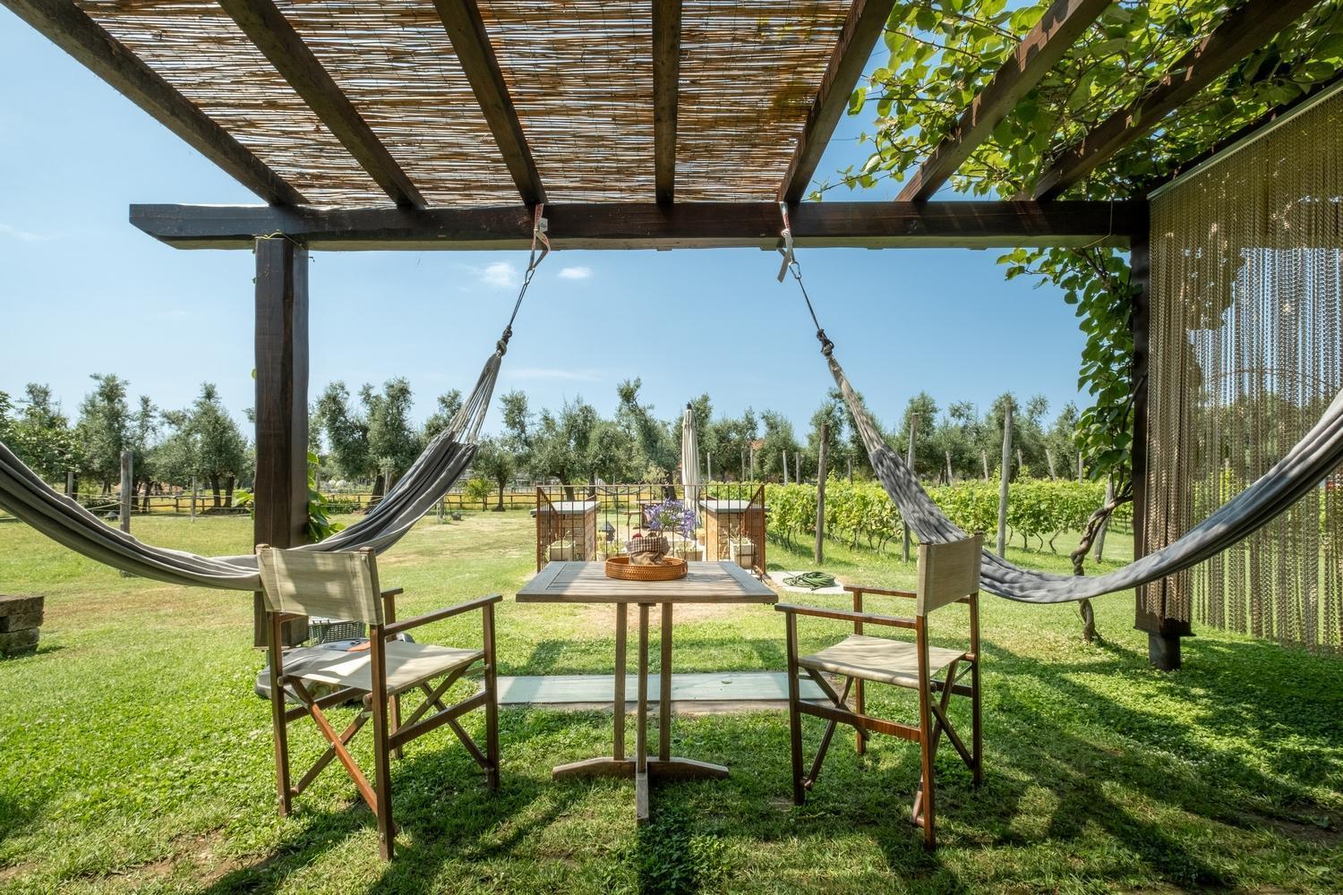 Olimagio Farm With Animals And 25m Pool, At Cycling Distance Landhaus *
