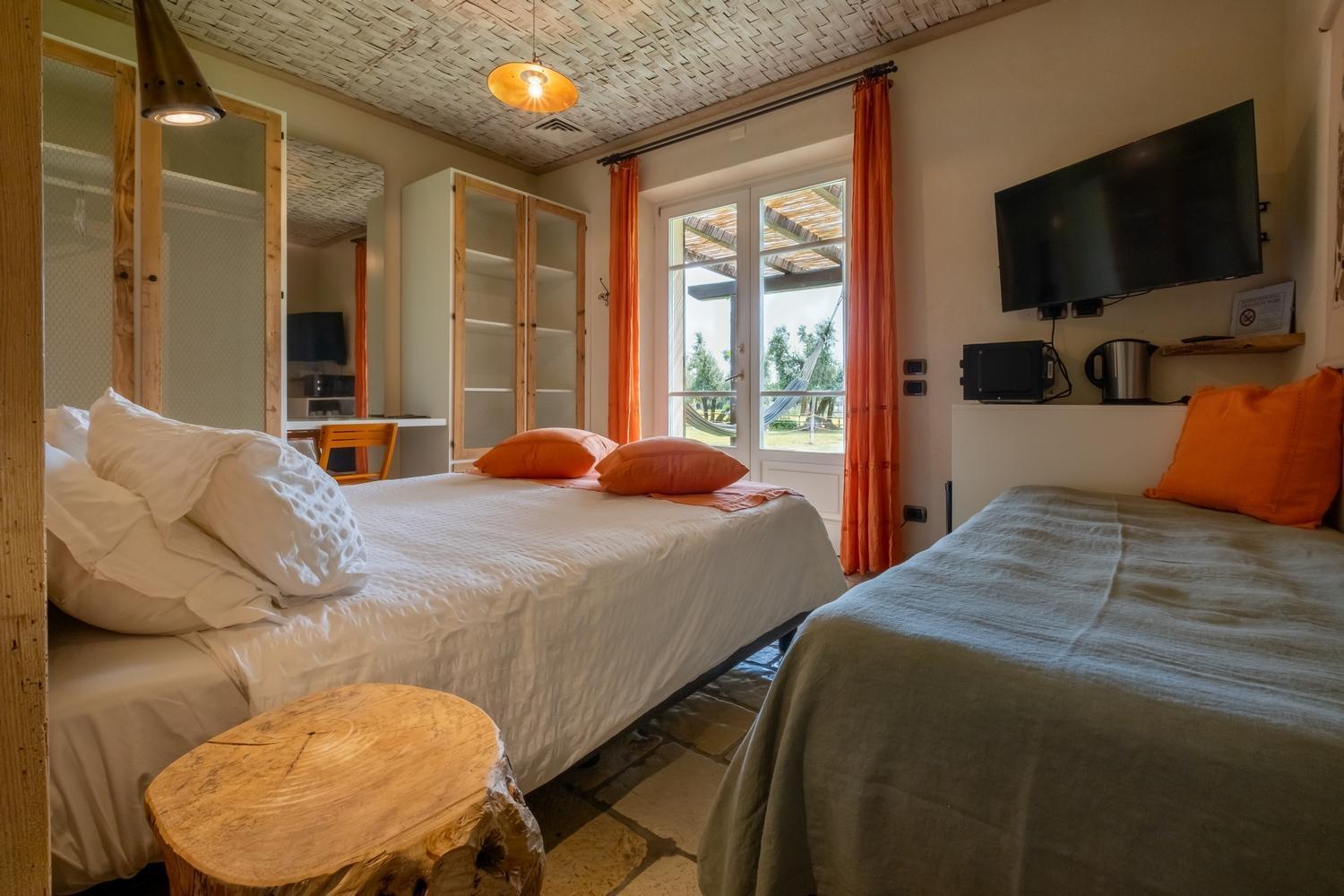 Olimagio Farm With Animals And 25m Pool, At Cycling Distance Landhaus Pietrasanta