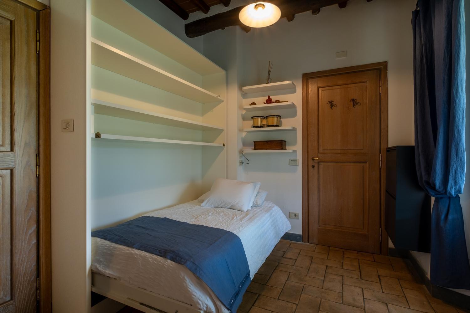 Olimagio Farm With Animals And 25m Pool, At Cycling Distance Landhaus Pietrasanta