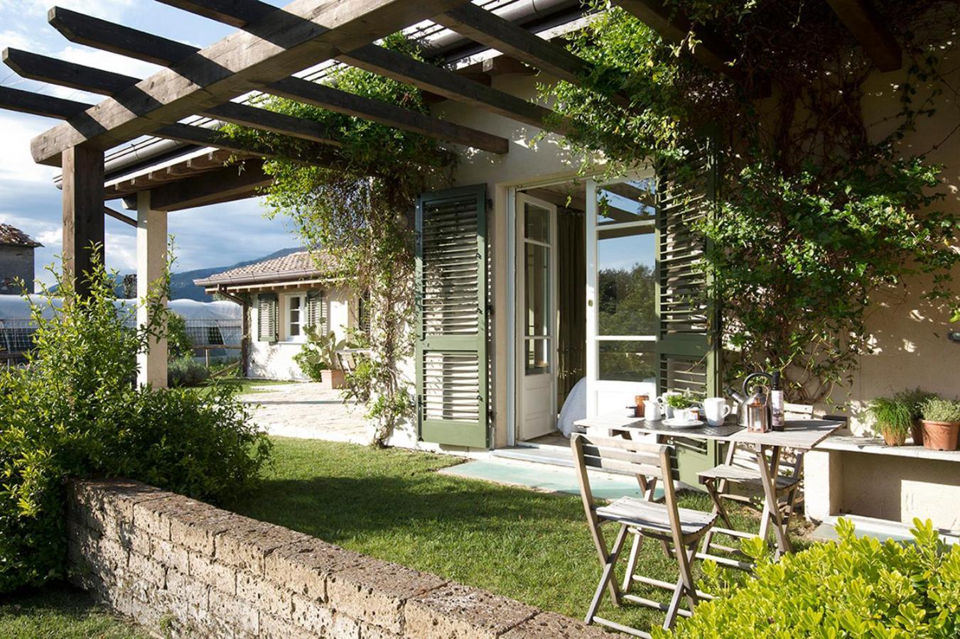 Olimagio Farm With Animals And 25m Pool, At Cycling Distance
