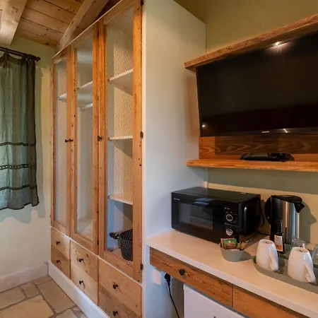 Olimagio Farm Stay With Animals And 25M Pool, Beach At Cycling Distance Pietrasanta Exterior photo